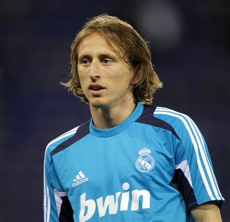 modric height in feet